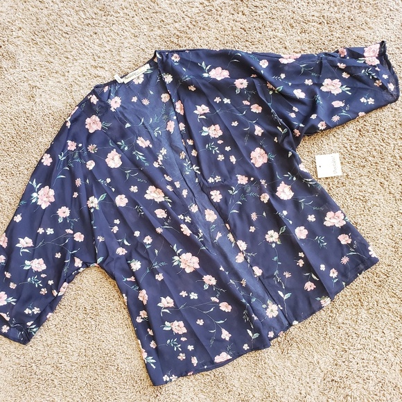 Silky Navy Cardigan Style - Picture 2 of 3